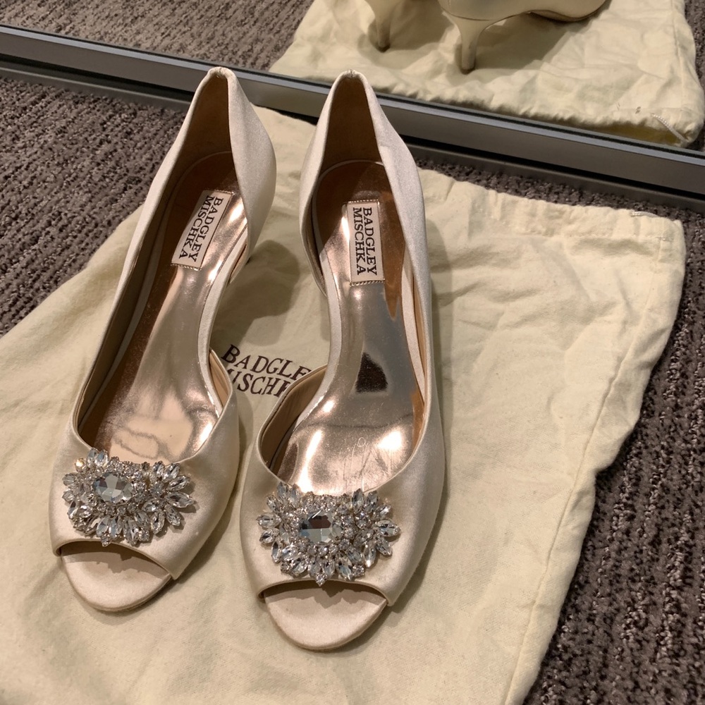 Wedding Shoes Kitten Heels sz7